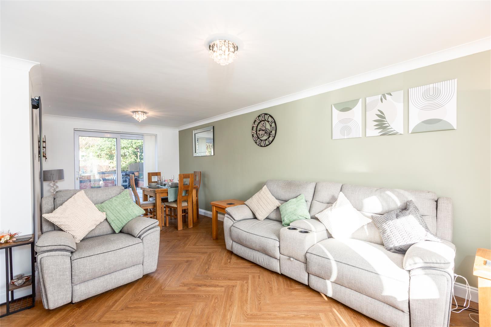 Ffordd Taliesin, Killay, Swansea, SA2 7DF